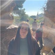 Doy clases de economía y matemáticas nivel bachillerato. El resto de materias sólo hasta la ESO